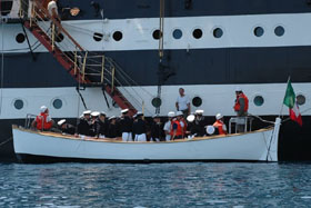 nave scuola amerigo vespucci lavori vita a bordo